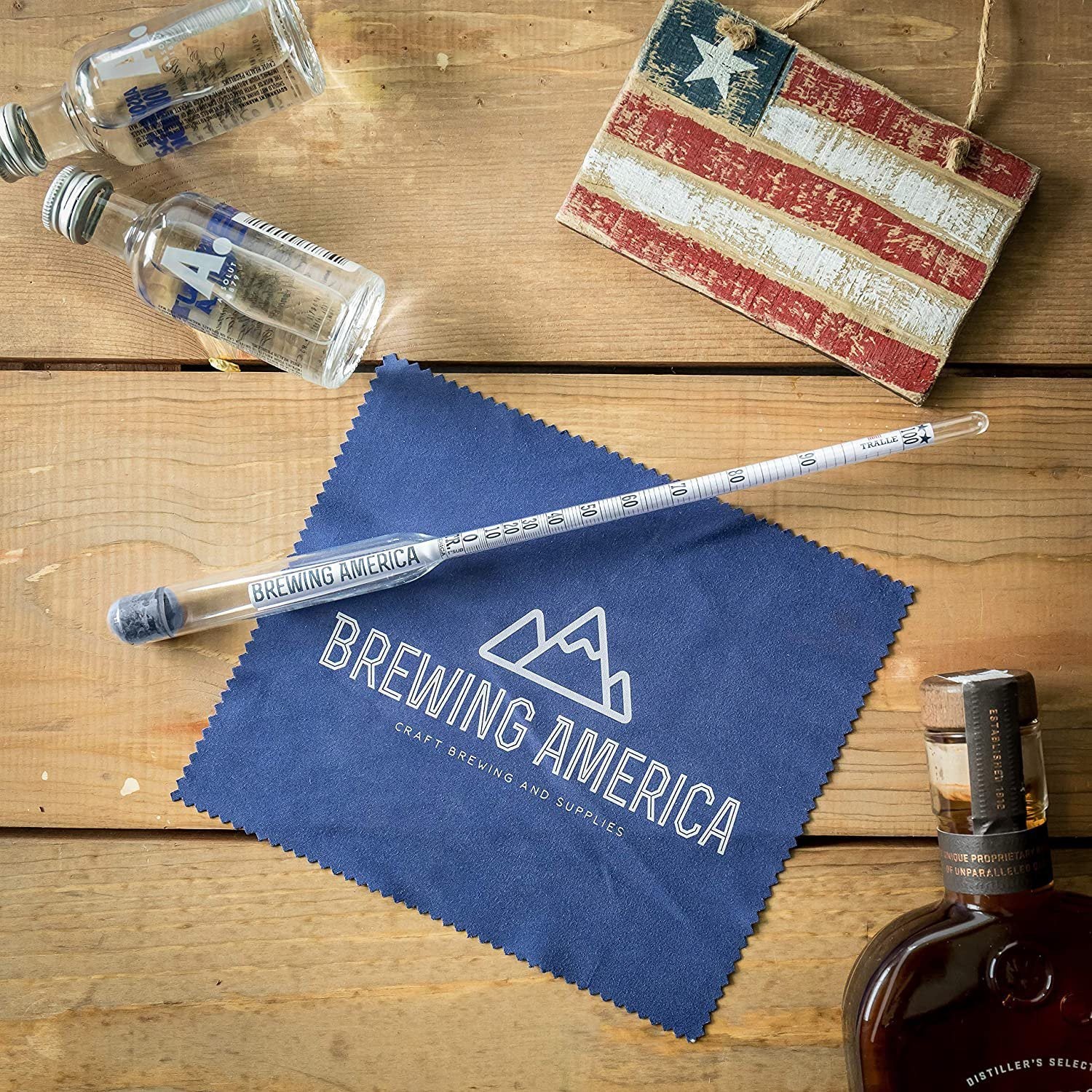 Hydrometer Alcohol Meter Test Kit Distilled Alcohol American-Made 0-200 Proof Pro Series Glass Jar American Hydrometer Test Kits Brewing America